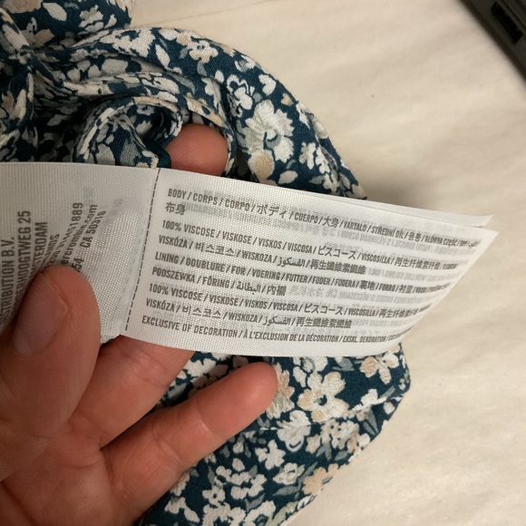 New with tangs Abercrombie & Fitch Midi Floral Skirt - Picture 2 of 8